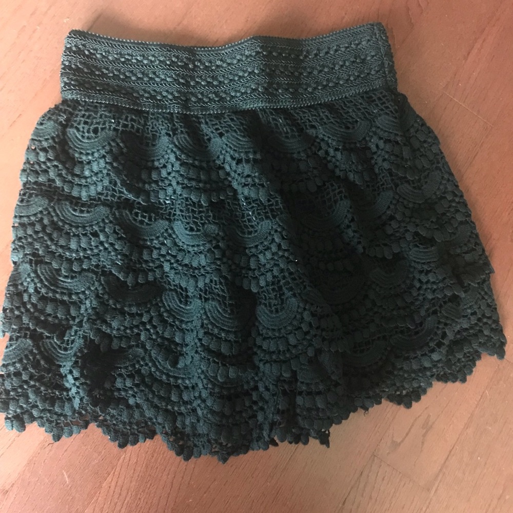 Black Elastic Lace Shorts